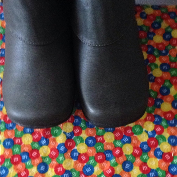 Women's boots SZ10 normal used once no tear gray - Picture 6 of 8